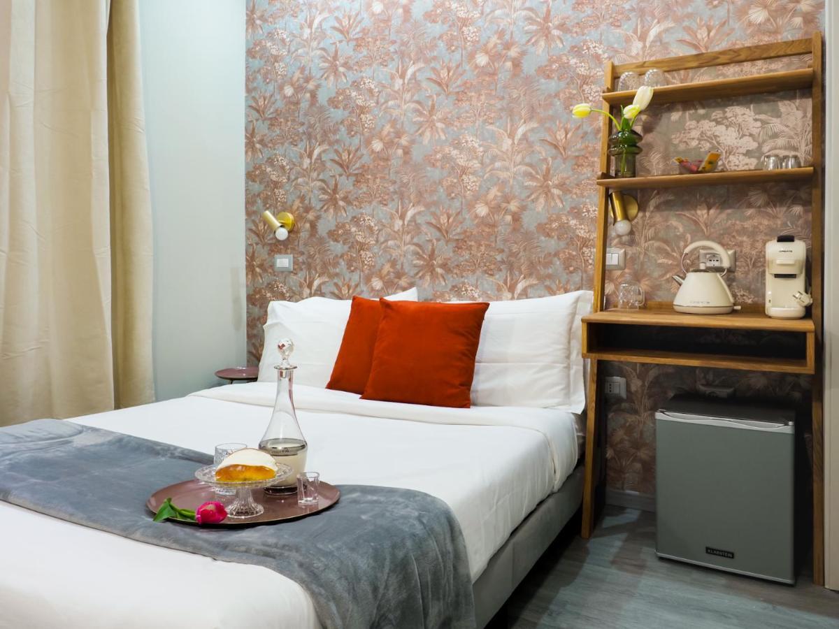 C'Est La Vie Suites Rome Exterior photo