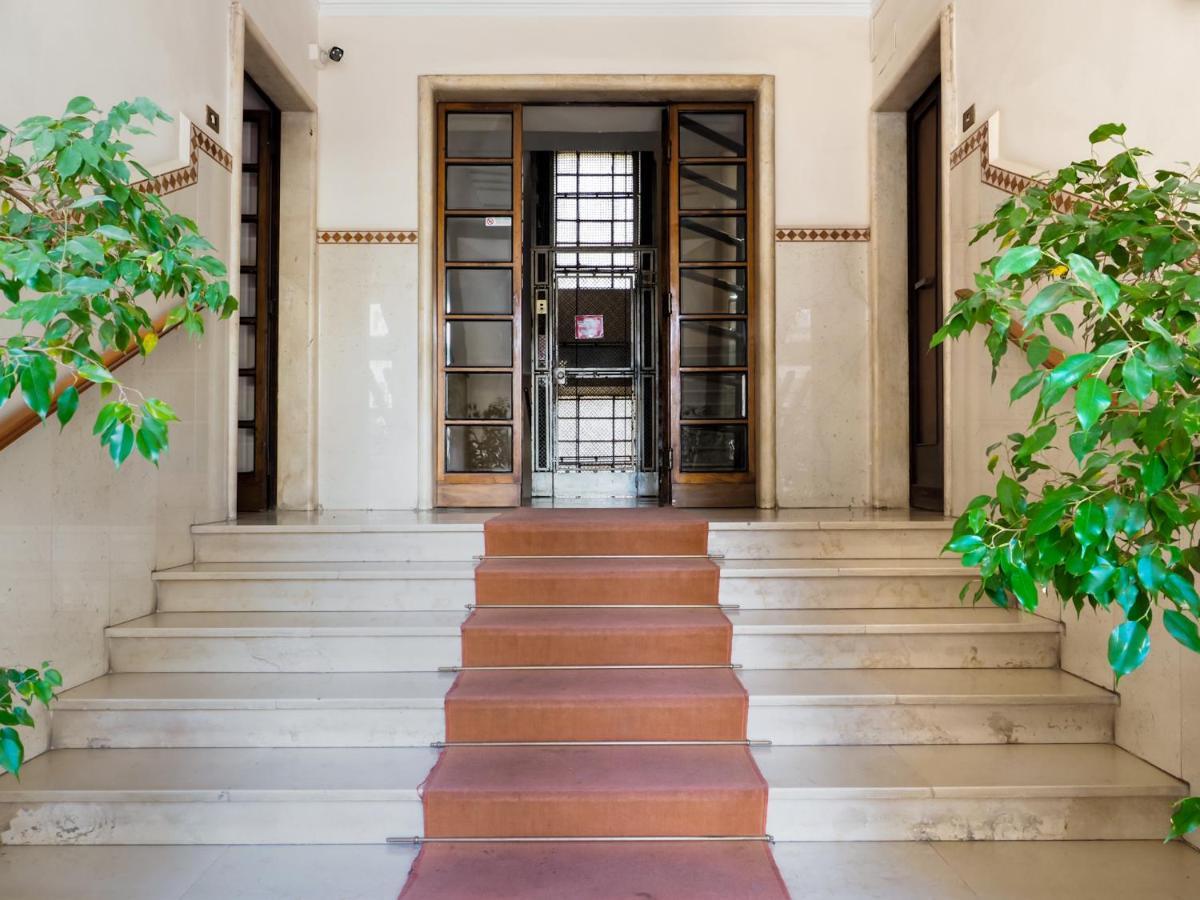 C'Est La Vie Suites Rome Exterior photo