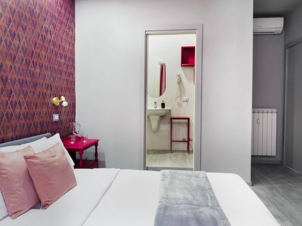C'Est La Vie Suites Rome Exterior photo